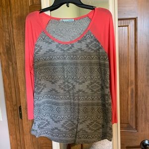 Lightweight long sleeve top size large from Maurices.